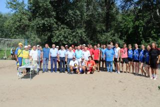 У Кам’янському пройшов турнір із волейболу, присвячений Дню металурга